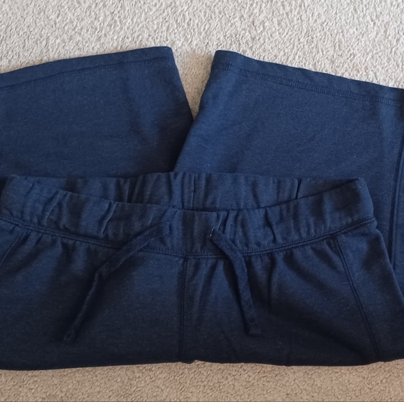 Joe Fresh Active fleece bermuda shorts (NEW) - Picture 1 of 3